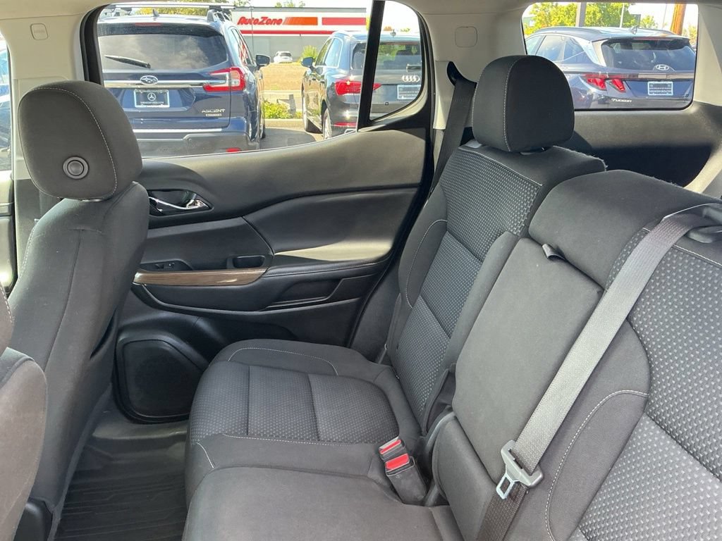 Used 2021 GMC Acadia SLE FWD image 24