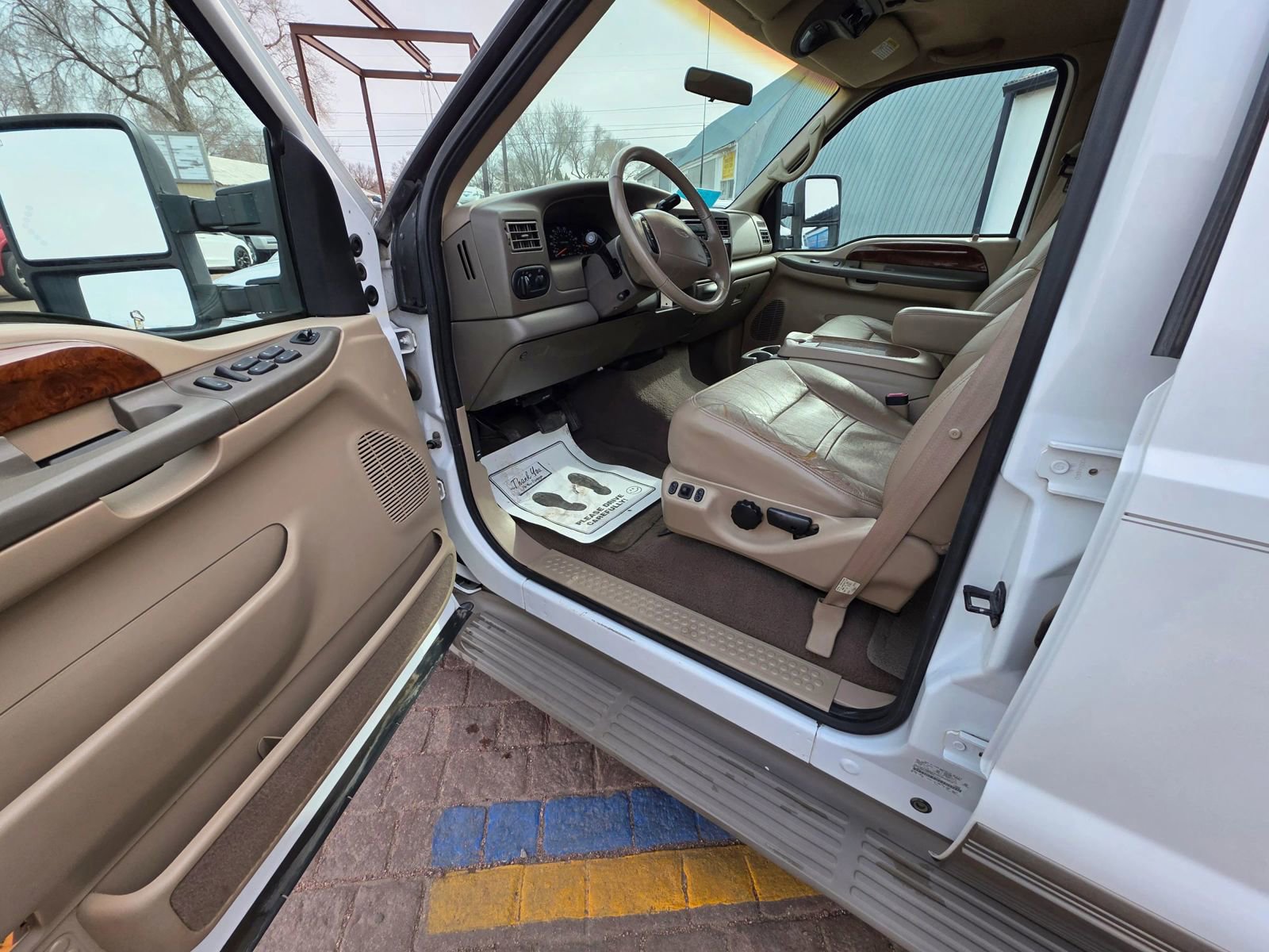 Used 2000 Ford Excursion Limited image 14