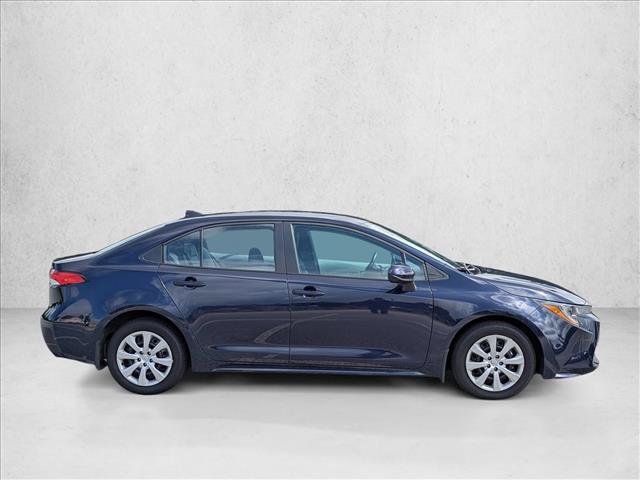 Used 2025 Toyota Corolla LE FWD image 4