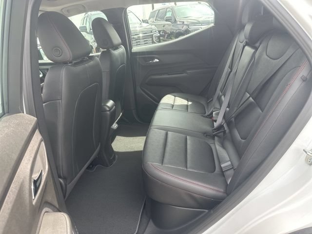 New 2027 Chevrolet Bolt RS w/ Super Cruise Package FWD image 28
