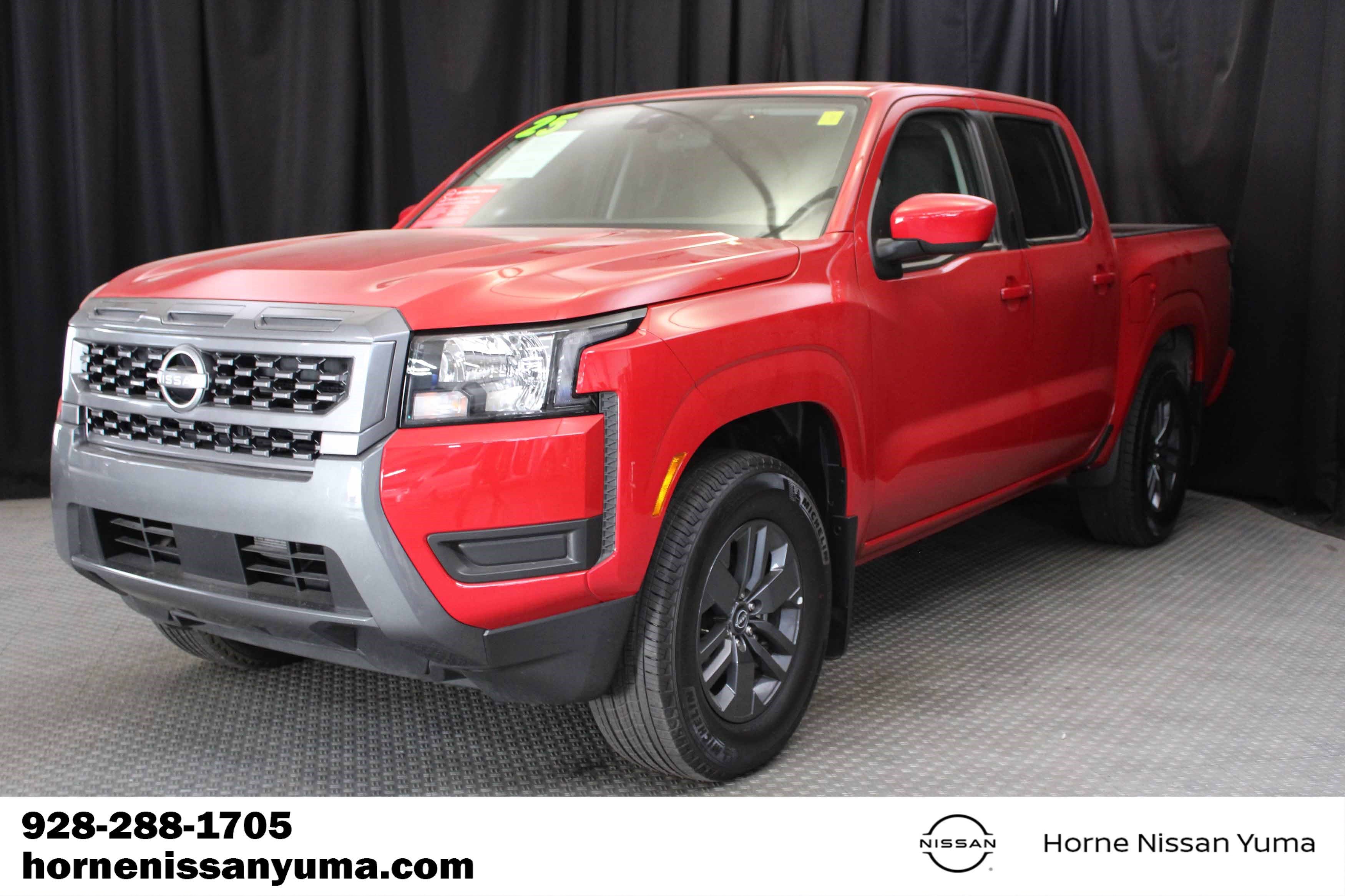 Certified 2025 Nissan Frontier SV RWD image 3