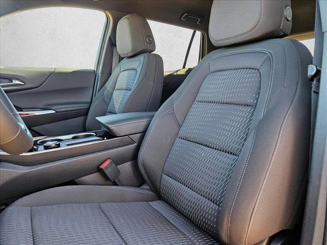 New 2026 Chevrolet Equinox LT w/ LPO, Floor Liner Package image 4