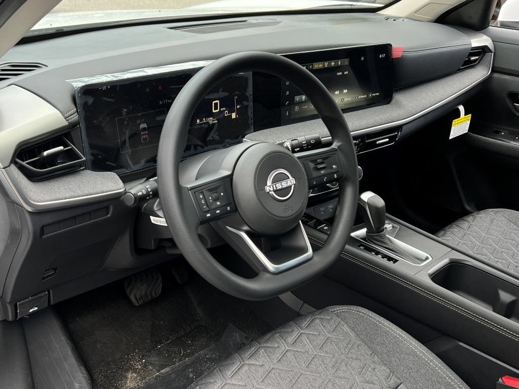 New 2025 Nissan Kicks SV w/ SV Premium Package AWD/4WD image 13