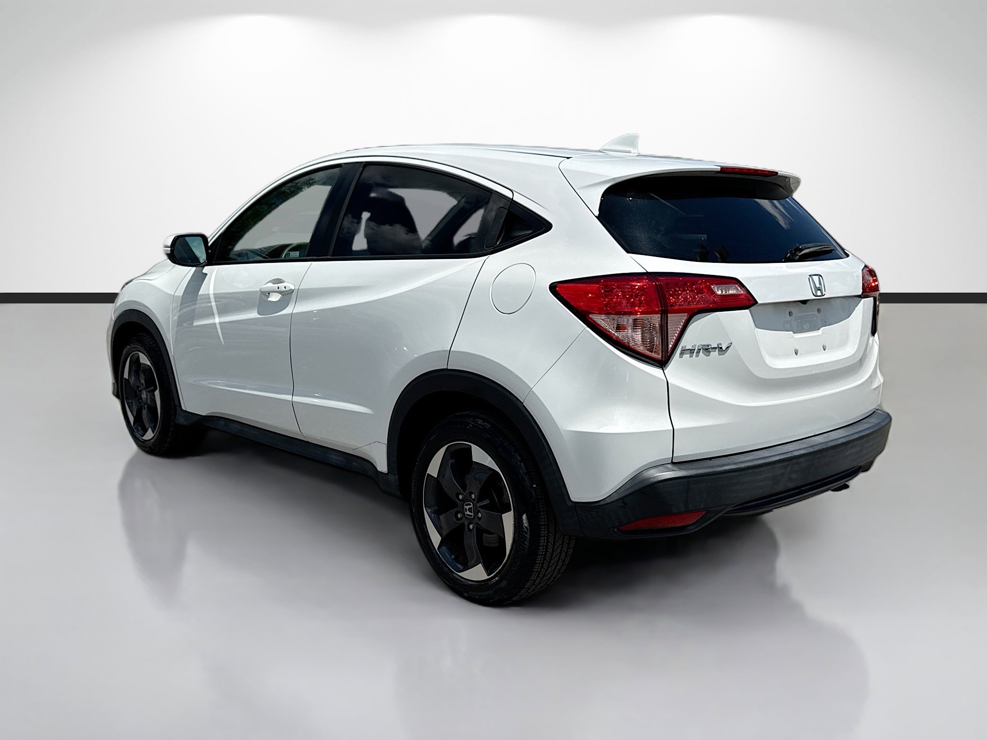 Used 2018 Honda HR-V EX image 5