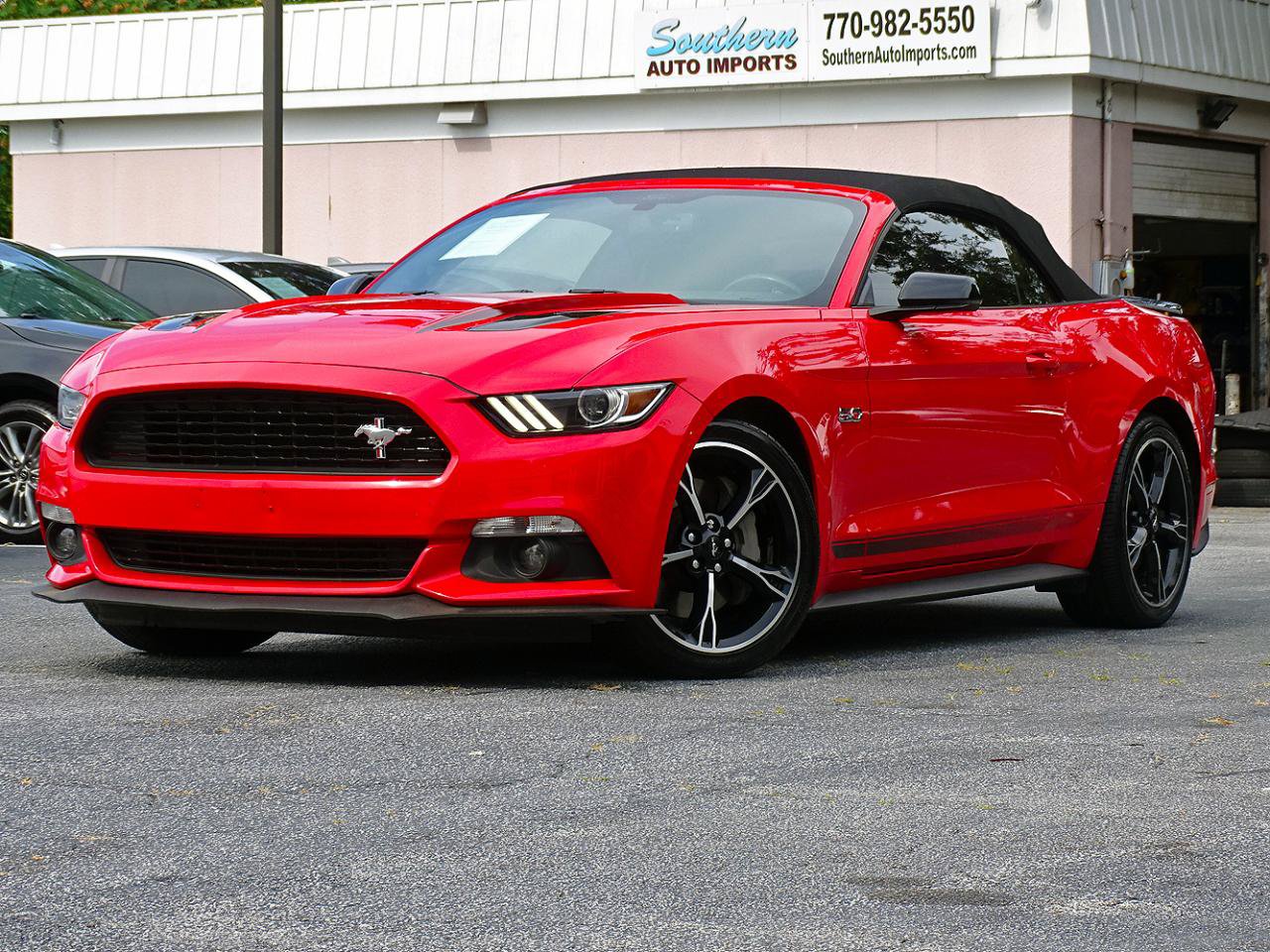 Used 2017 Ford Mustang GT Premium RWD image 5