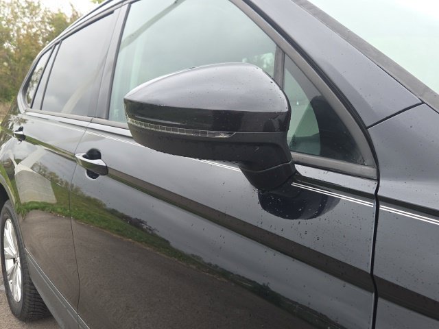 Used 2019 Volkswagen Tiguan S w/ Driver Assistance Package FWD image 7