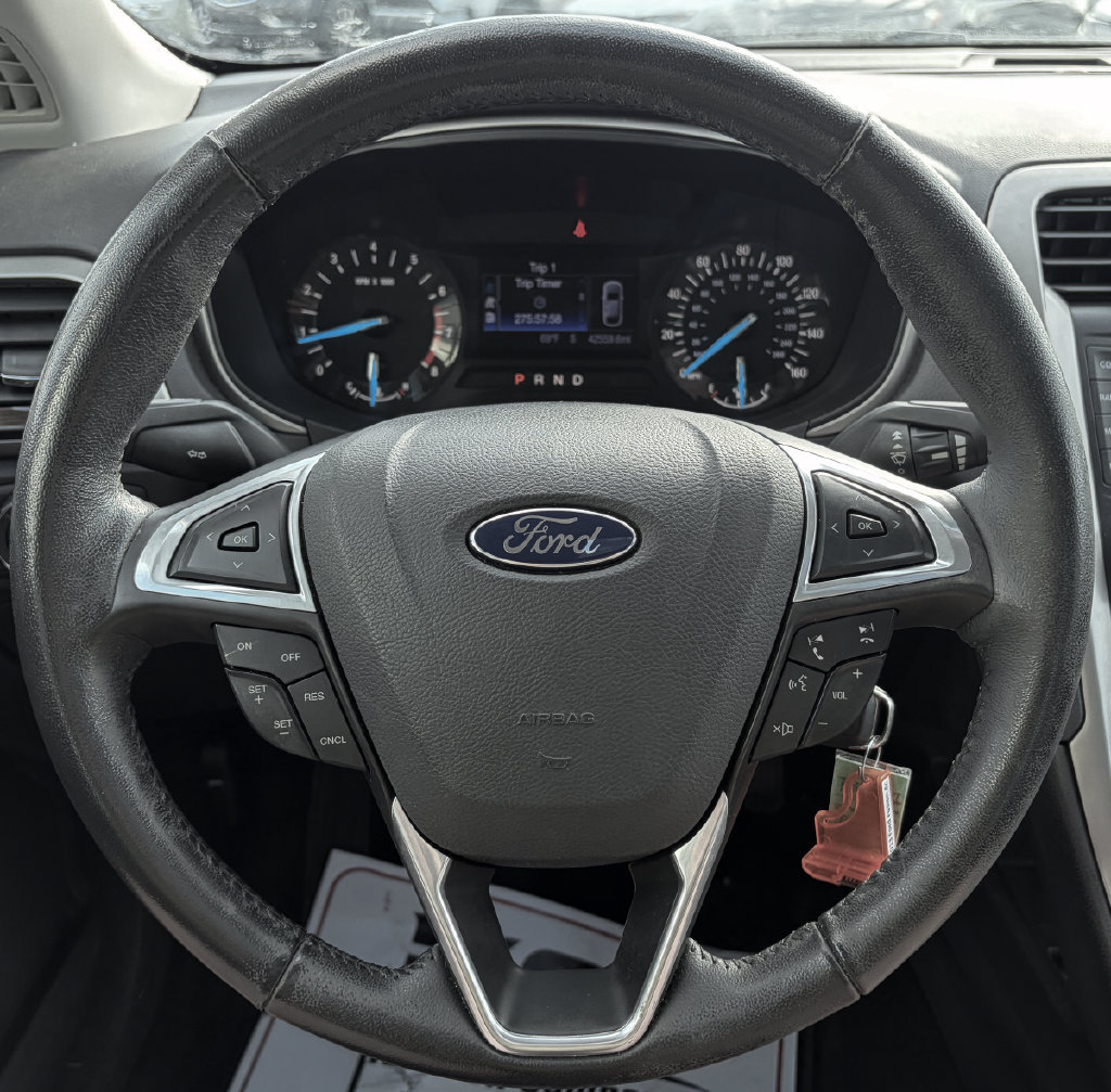 Used 2013 Ford Fusion SE FWD image 9