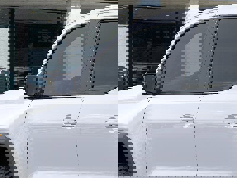 New 2026 GMC Canyon Elevation w/ Convenience Package image 15