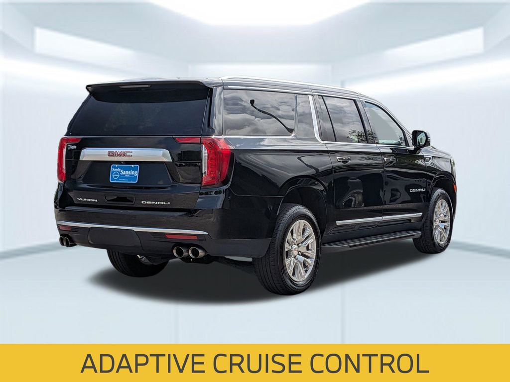 Used 2024 GMC Yukon XL Denali RWD image 7