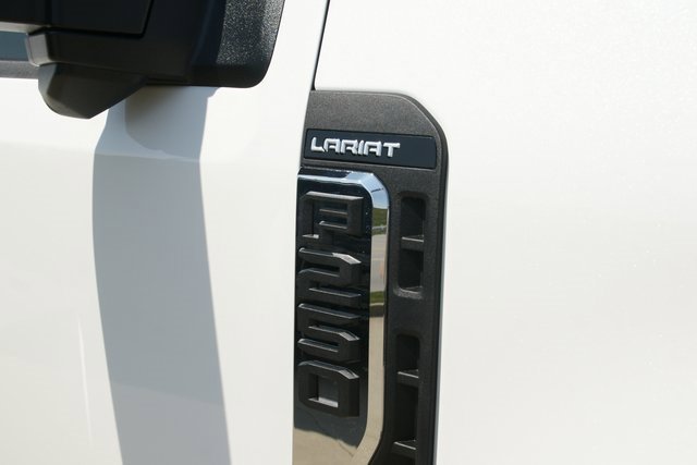 New 2026 Ford F250 Lariat image 9