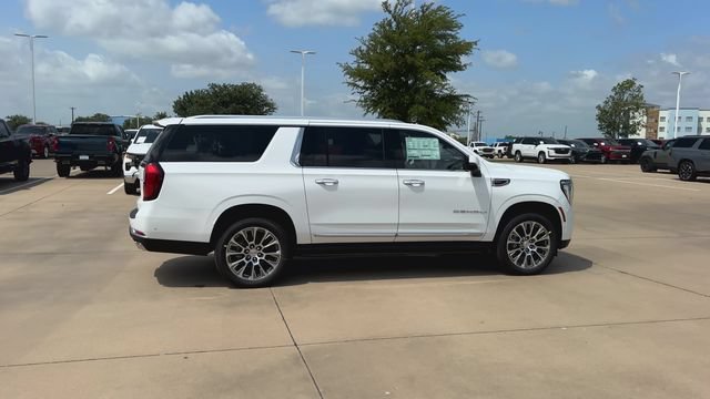 New 2026 GMC Yukon XL Denali w/ Denali Reserve Package AWD/4WD image 2