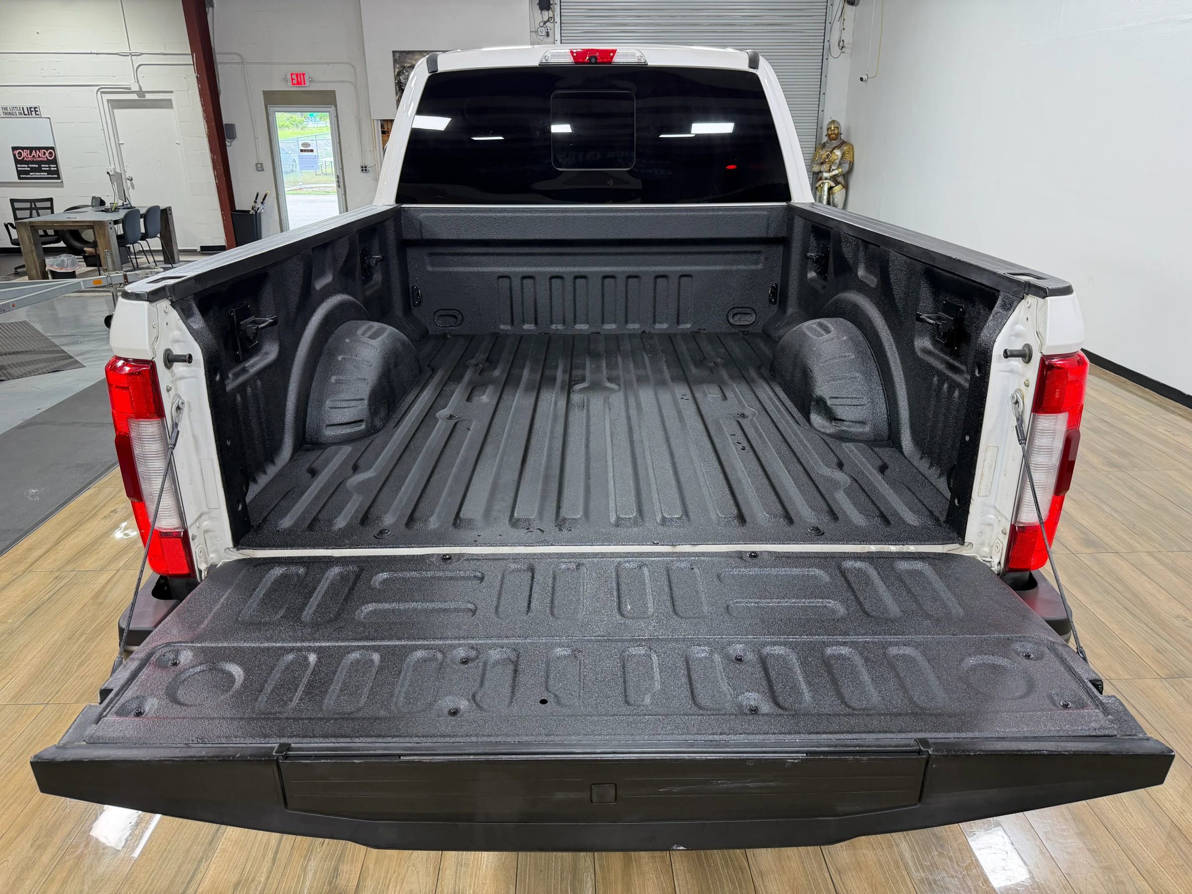 Used 2017 Ford F250 King Ranch w/ King Ranch Ultimate Package AWD/4WD image 10