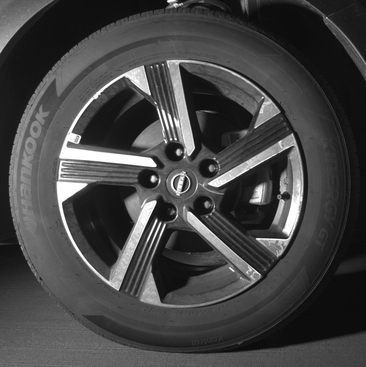 Used 2025 Nissan Sentra SV image 13