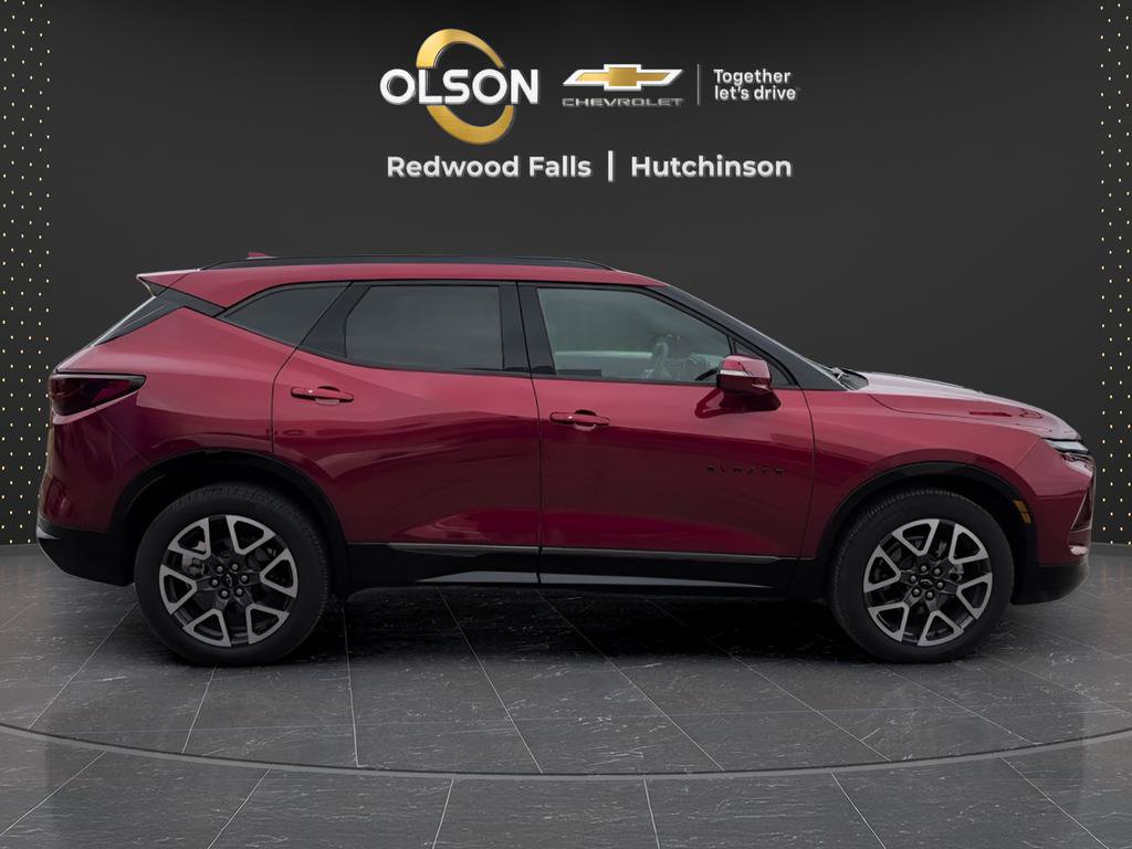 Used 2025 Chevrolet Blazer RS w/ Enhanced Convenience Package image 6