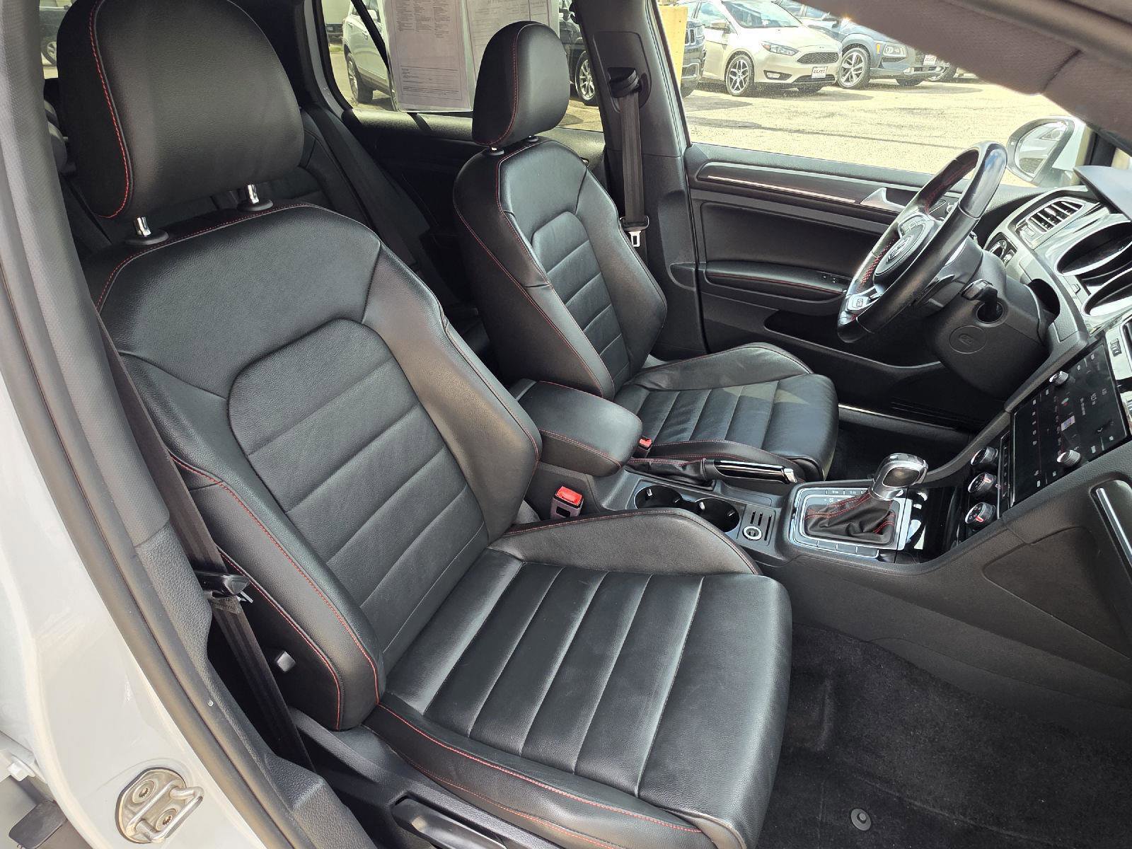 Used 2018 Volkswagen GTI SE w/ SE Leather Package FWD image 27