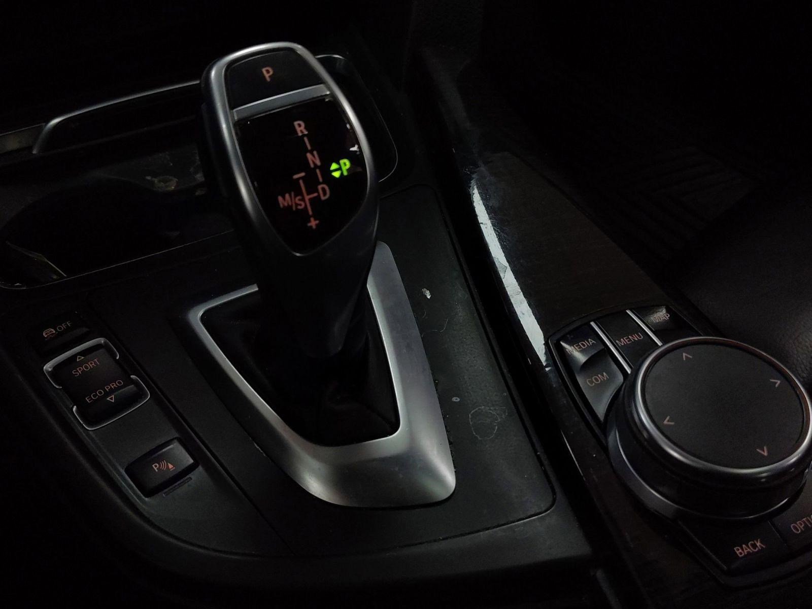 Used 2017 BMW 330i xDrive Sedan image 12