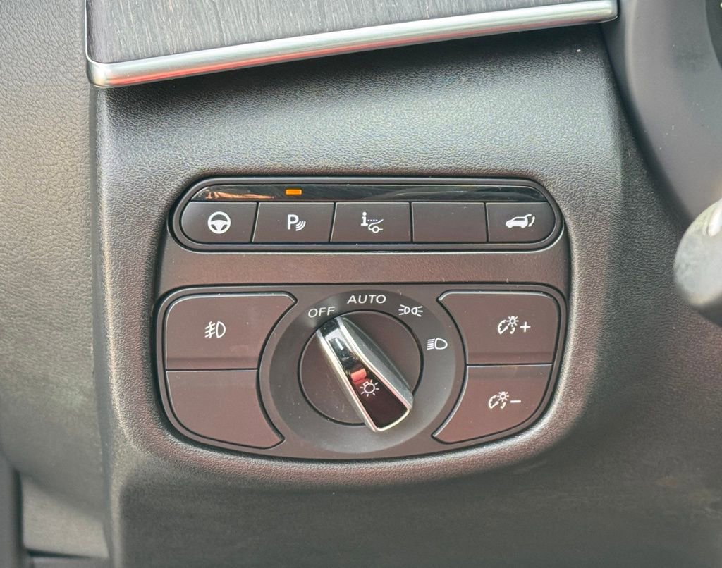 Used 2025 INFINITI QX55 Sensory w/ Lighting Package AWD/4WD image 13
