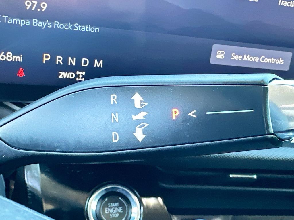 Used 2025 Buick Envision Preferred image 17