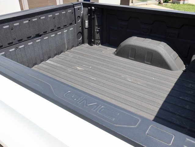 Certified 2025 GMC Sierra 1500 Elevation w/ Preferred Package AWD/4WD image 15
