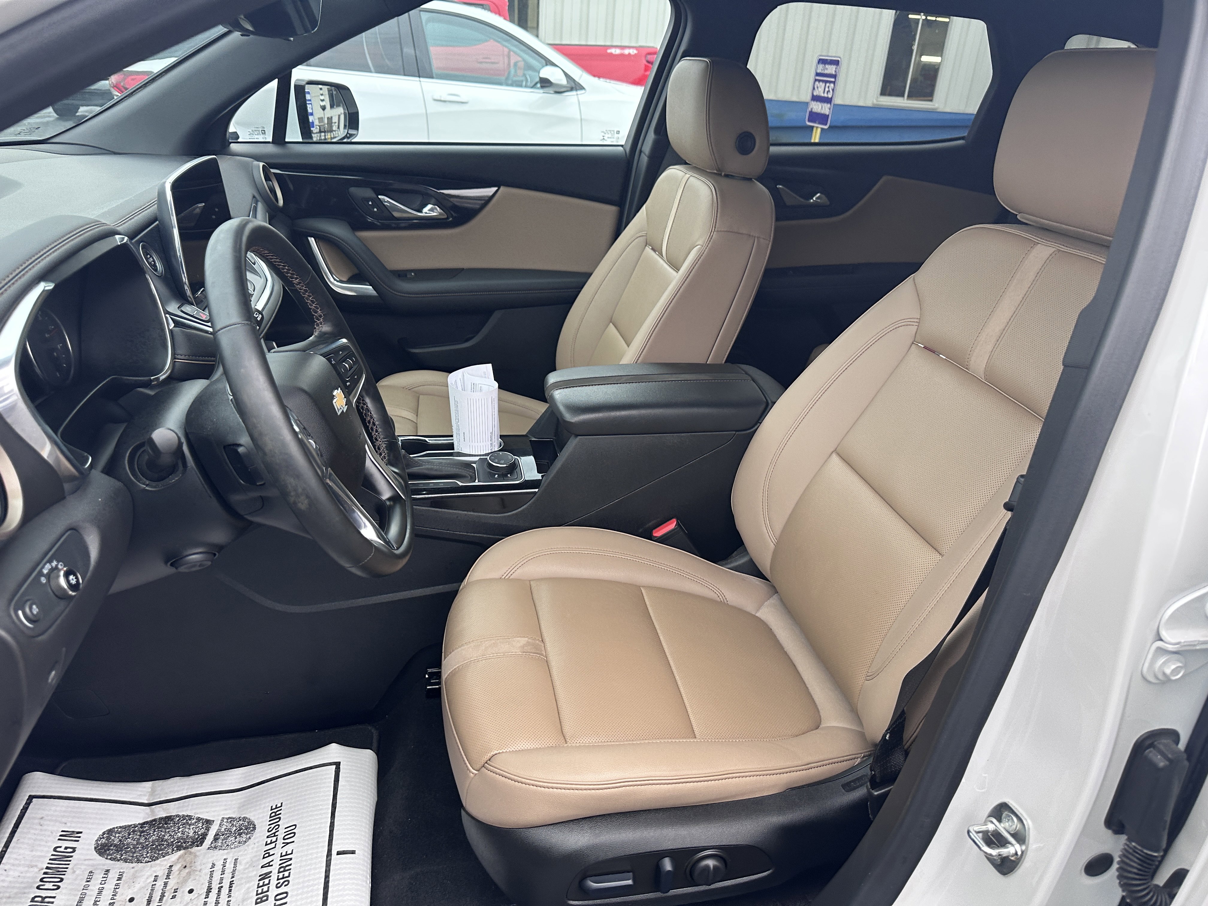 Used 2023 Chevrolet Blazer Premier w/ Driver Confidence II Package image 11