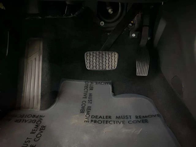 Used 2026 Chevrolet Equinox EV LT image 31