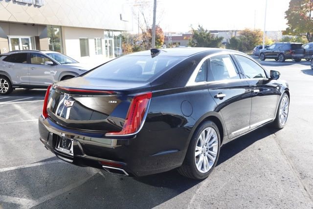 Used 2019 Cadillac XTS Luxury w/ Driver Awareness Package image 3