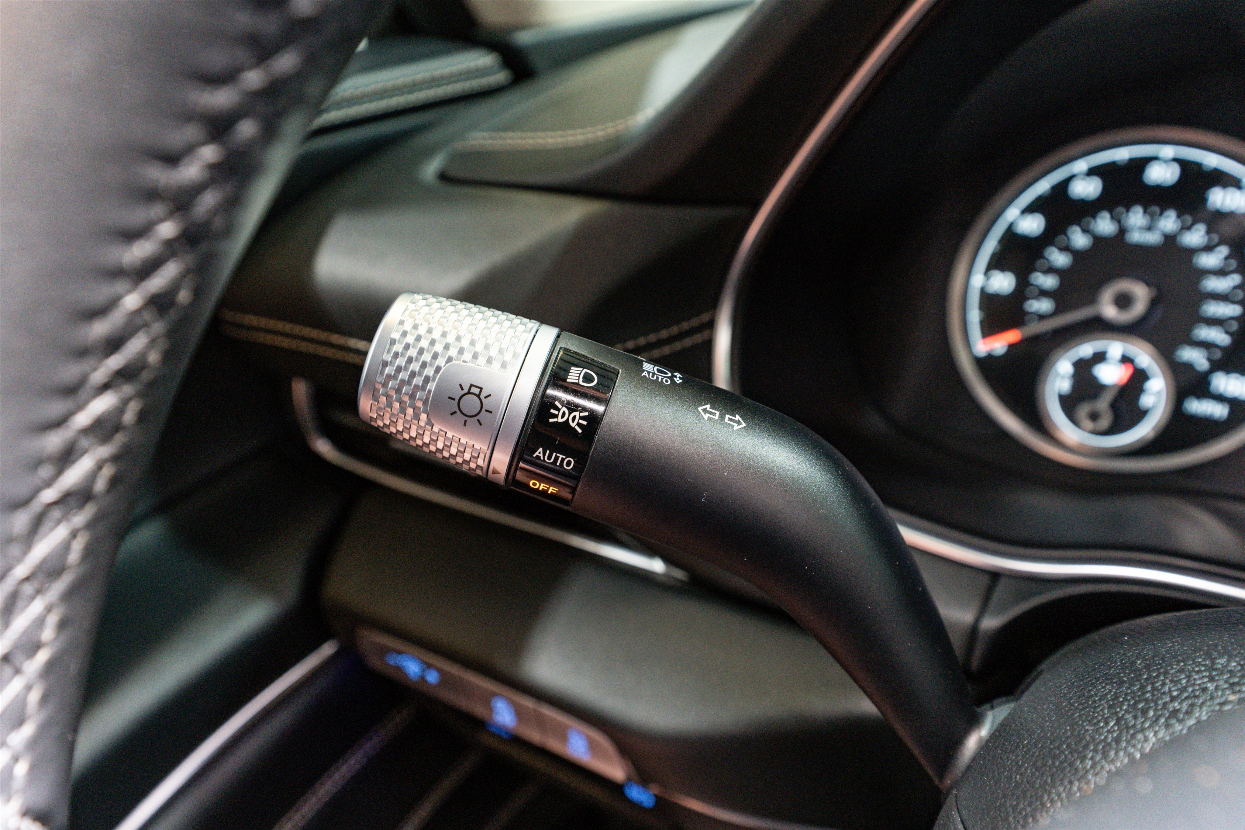 Used 2024 Genesis GV80 2.5T image 31