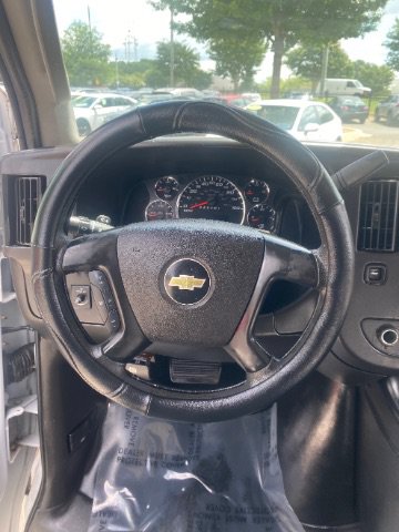 Used 2016 Chevrolet Express 3500 LS RWD image 16