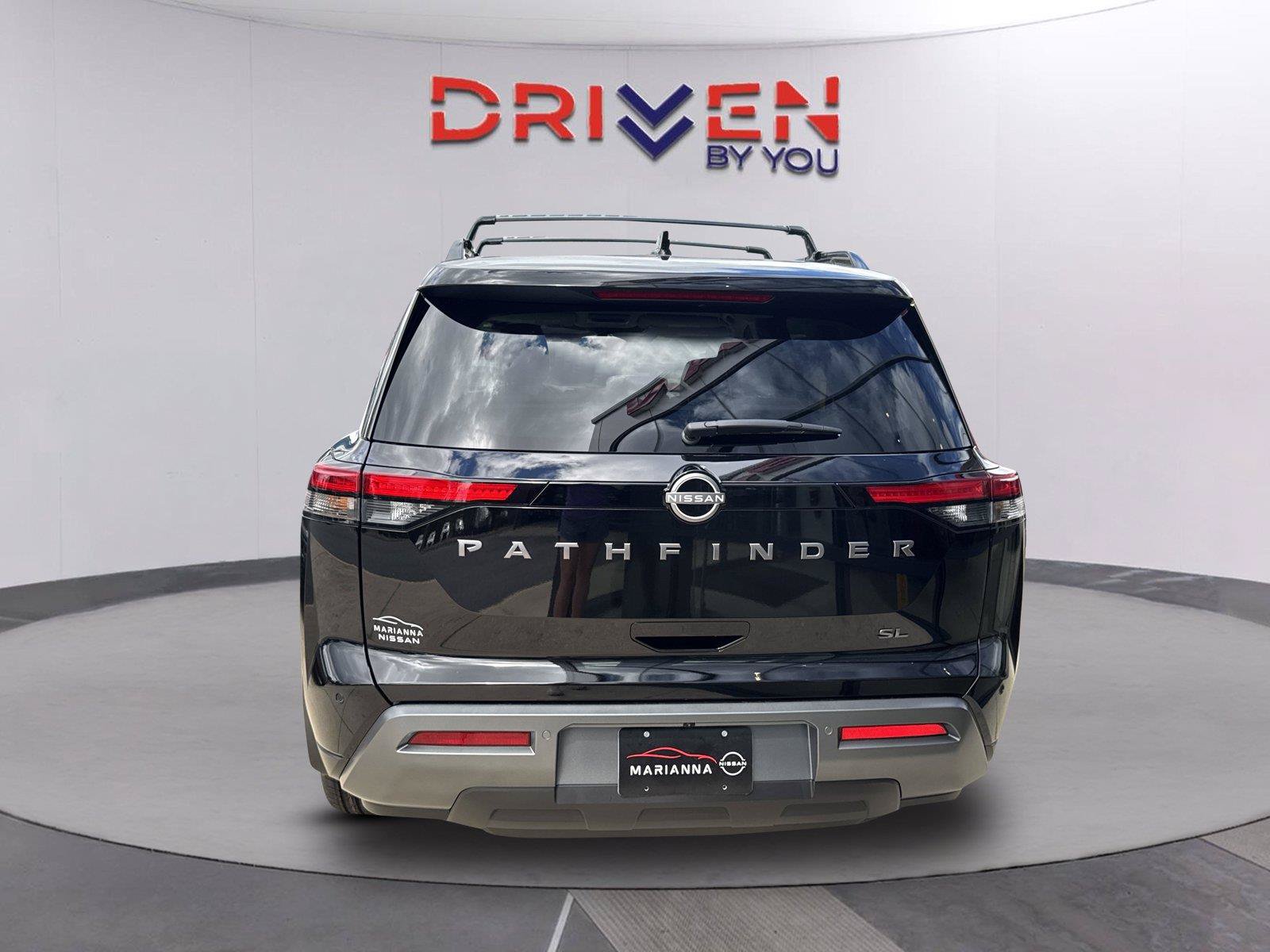 New 2026 Nissan Pathfinder SL FWD image 4