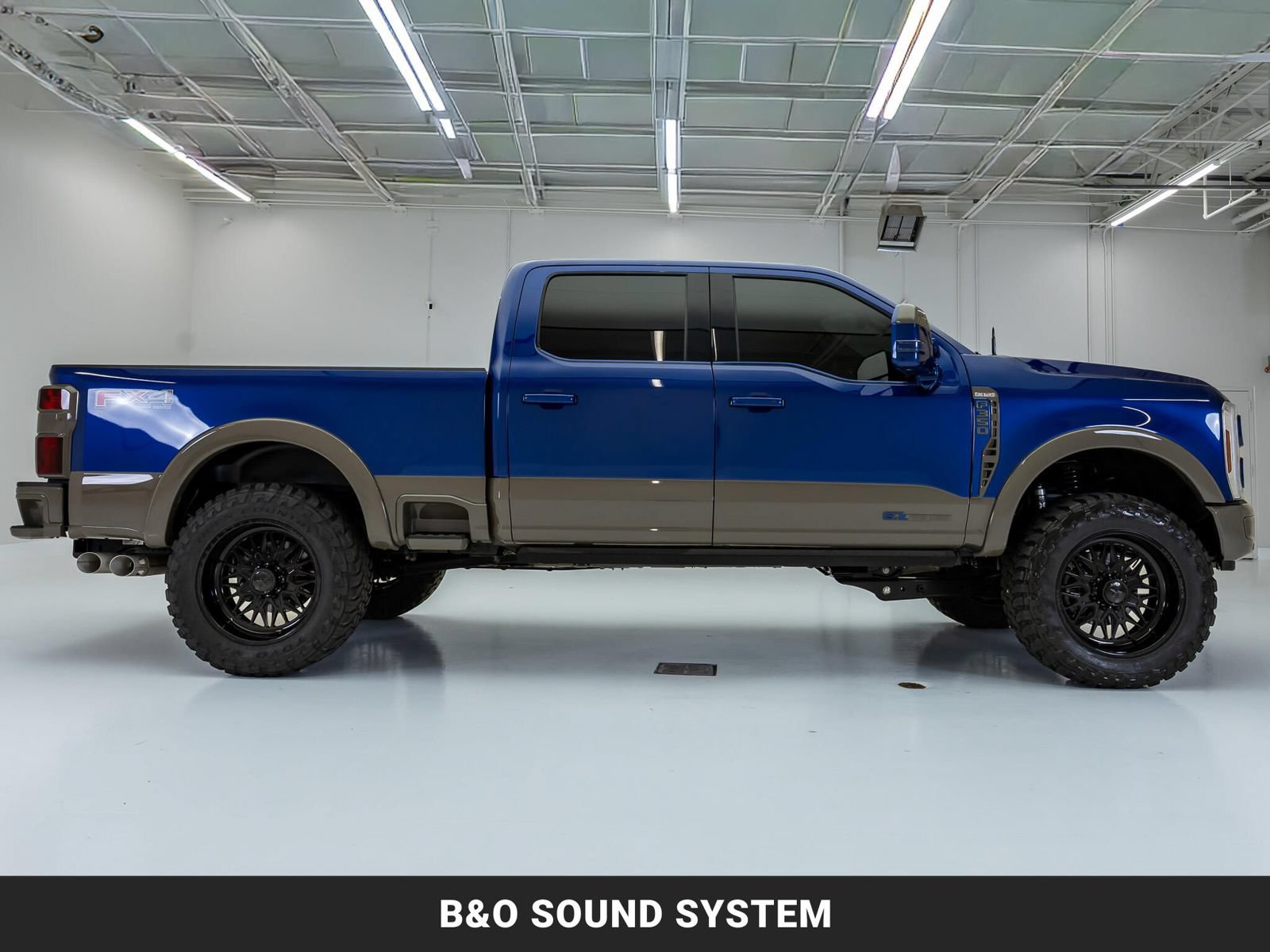 Used 2026 Ford F350 King Ranch w/ FX4 Off-Road Package AWD/4WD image 10