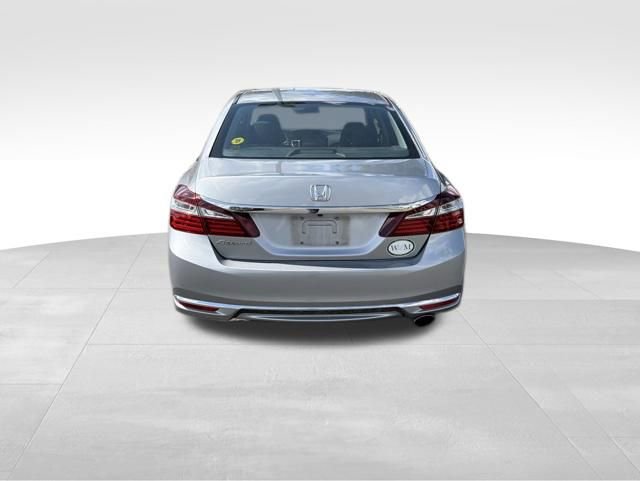 Used 2017 Honda Accord LX image 10
