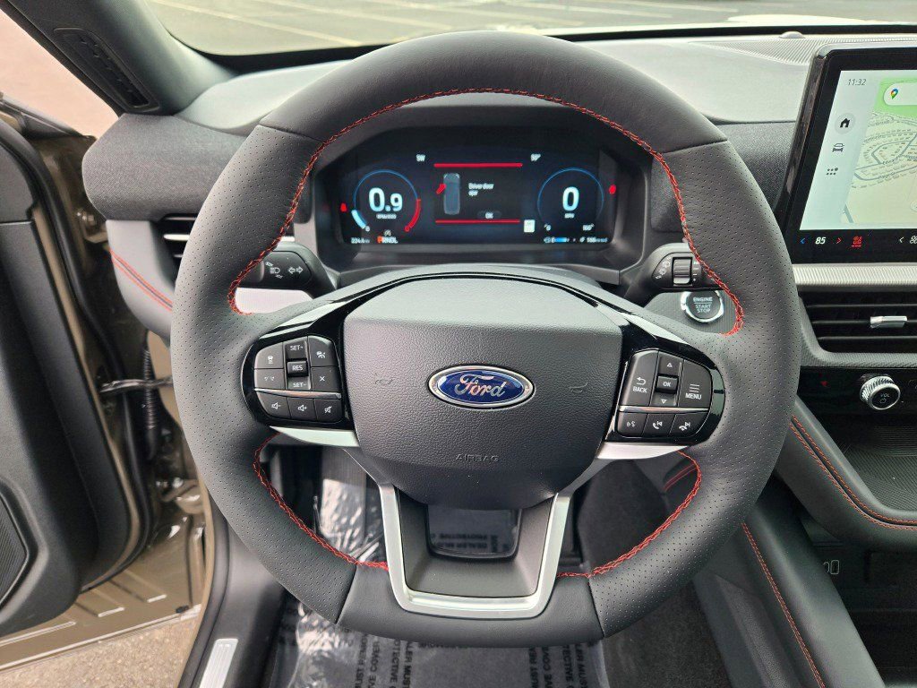 New 2026 Ford Explorer ST-Line w/ ST-Line Street Pack image 36