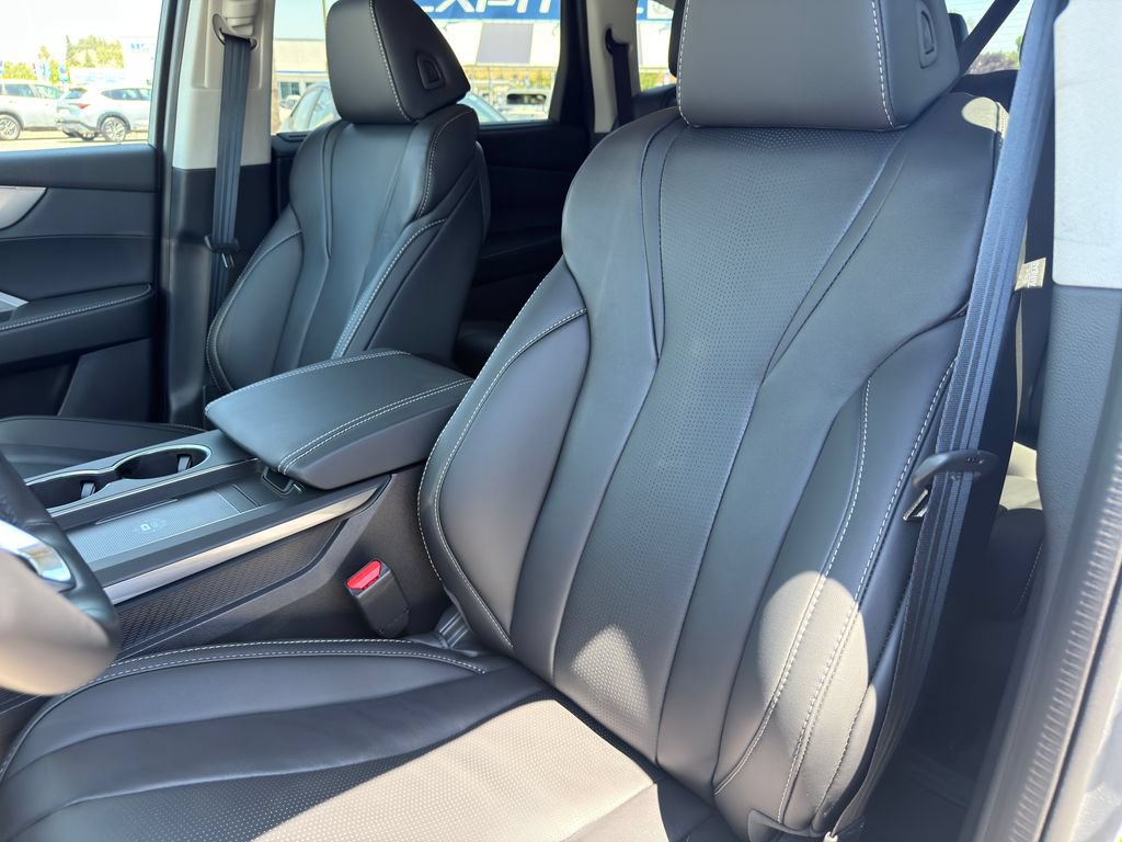 Certified 2026 Acura MDX FWD w/ Technology Package image 16