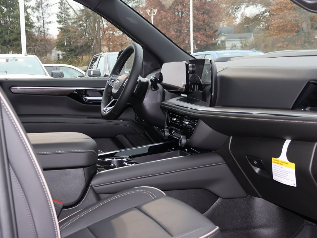 New 2025 Chevrolet Tahoe Premier w/ Sun And Tow Package image 37