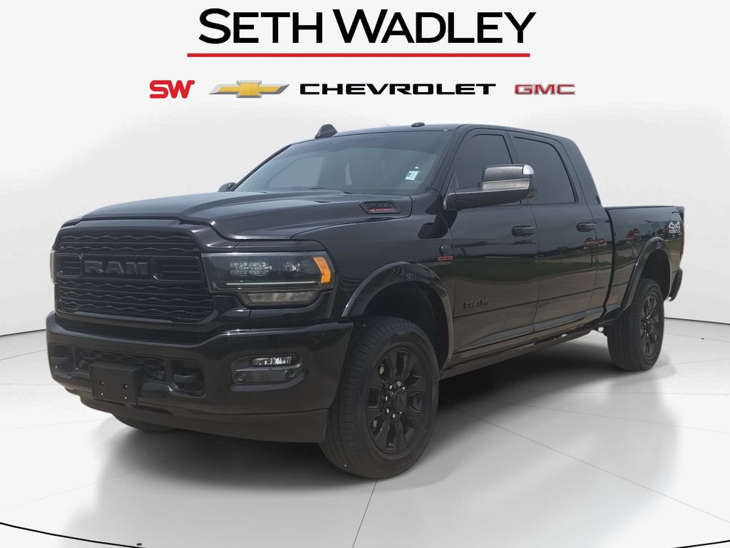 Used 2020 RAM 2500 Limited w/ Black Appearance Package AWD/4WD image 3