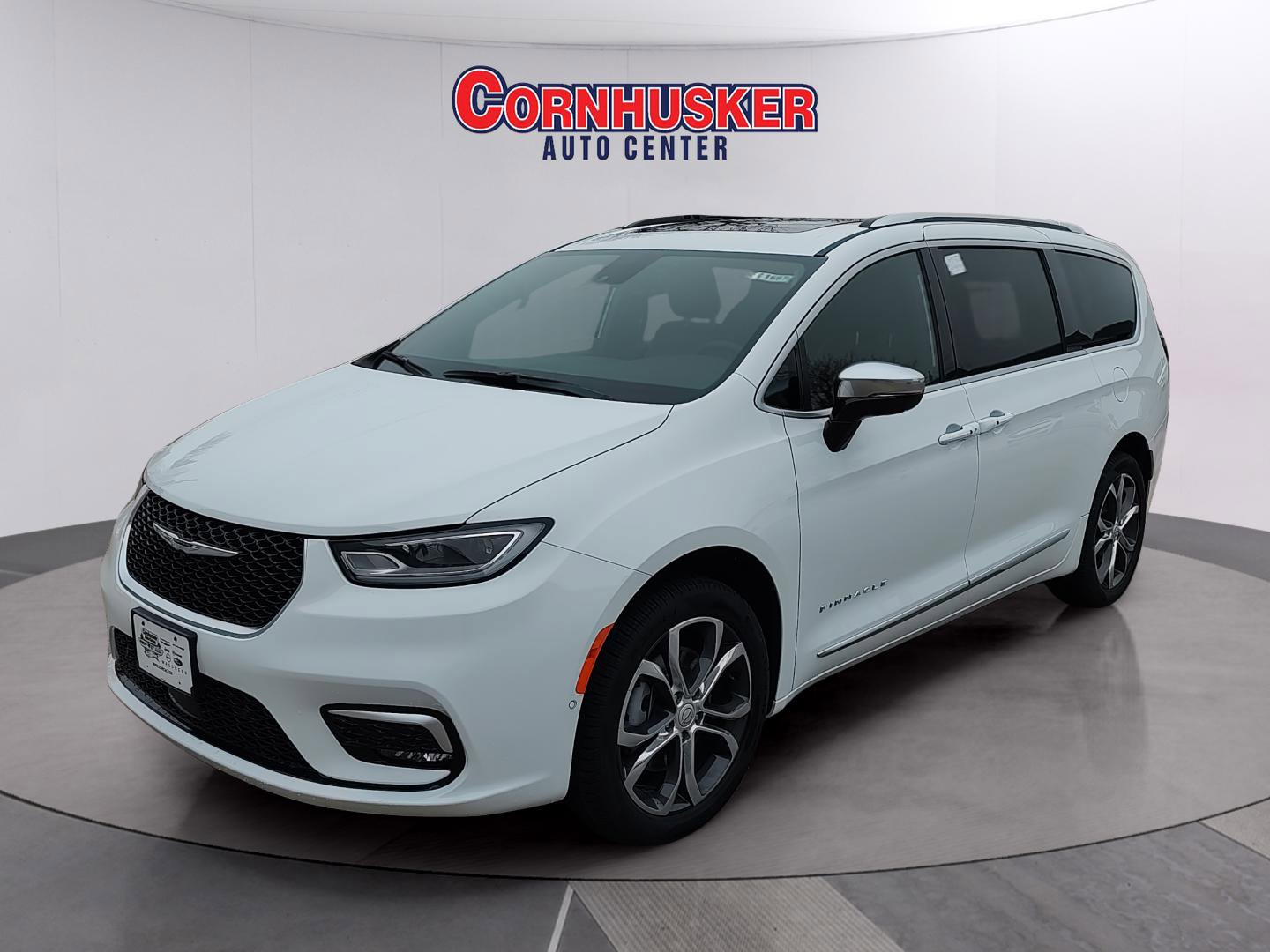 New 2026 Chrysler Pacifica Pinnacle image 4