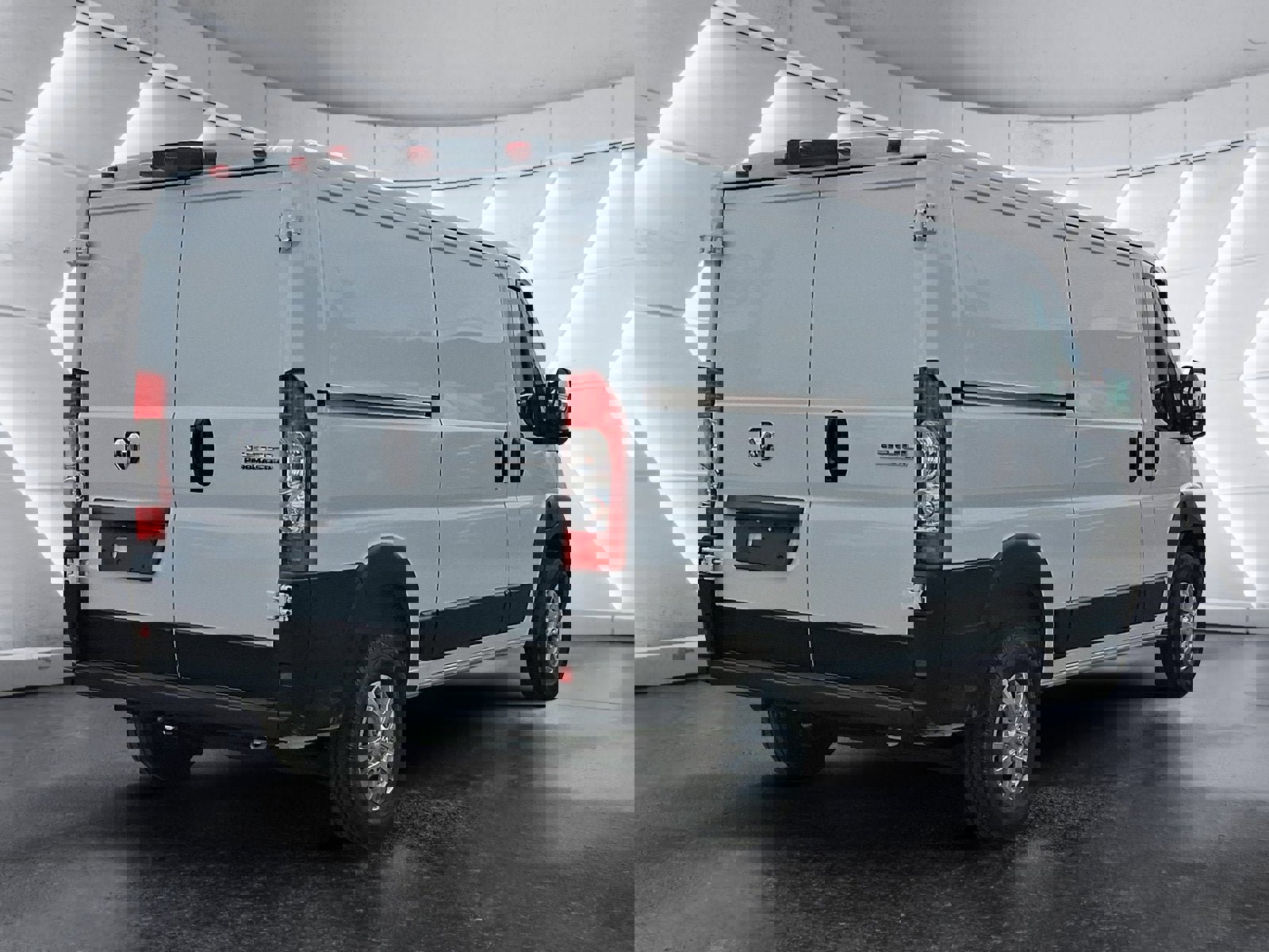 New 2025 RAM ProMaster 1500 w/ Quick Order Package 22G SLT image 6