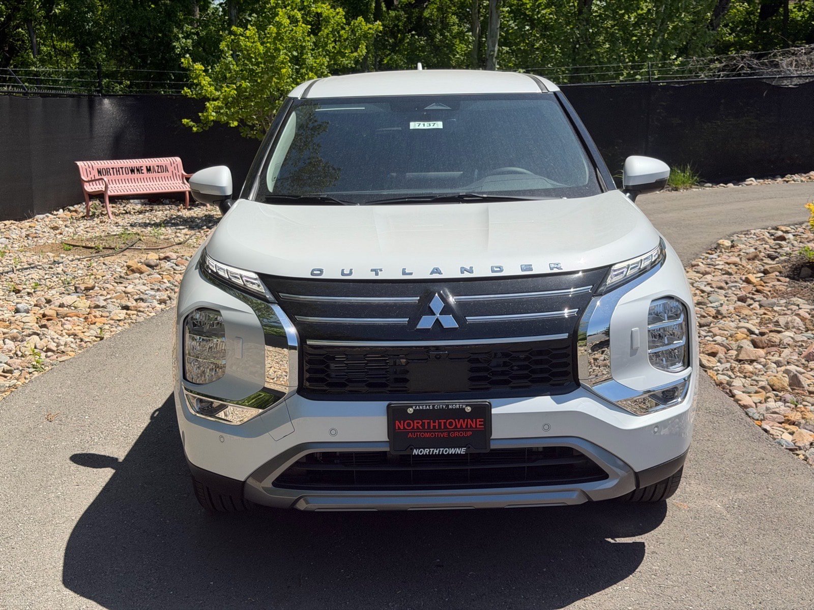 New 2026 Mitsubishi Outlander SE AWD/4WD image 8