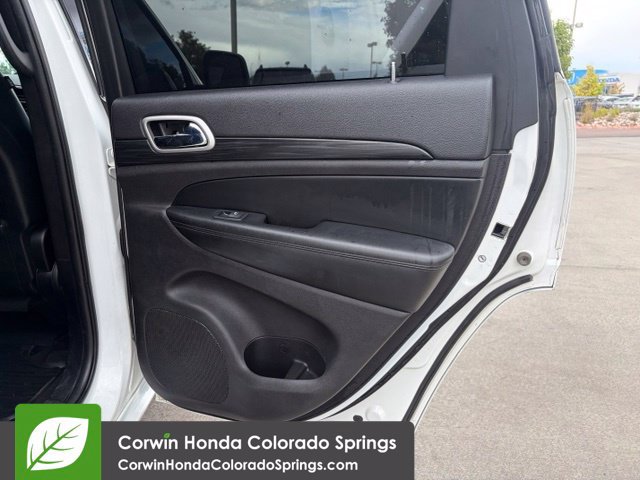 Used 2020 Jeep Grand Cherokee Altitude AWD/4WD image 19
