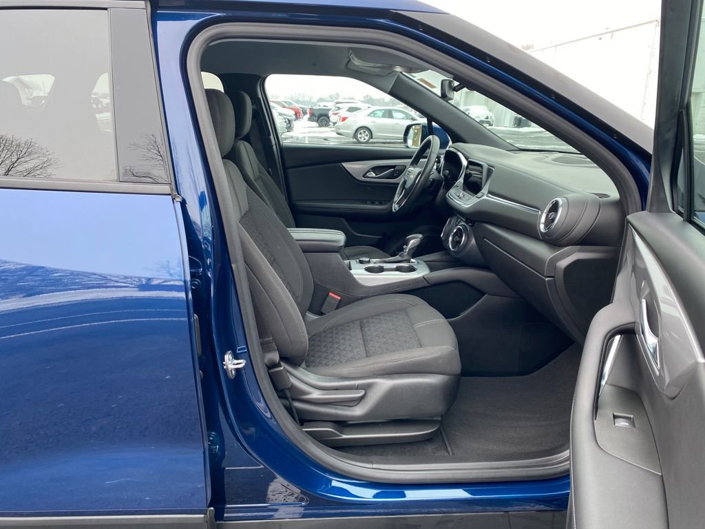 Used 2022 Chevrolet Blazer LT image 11