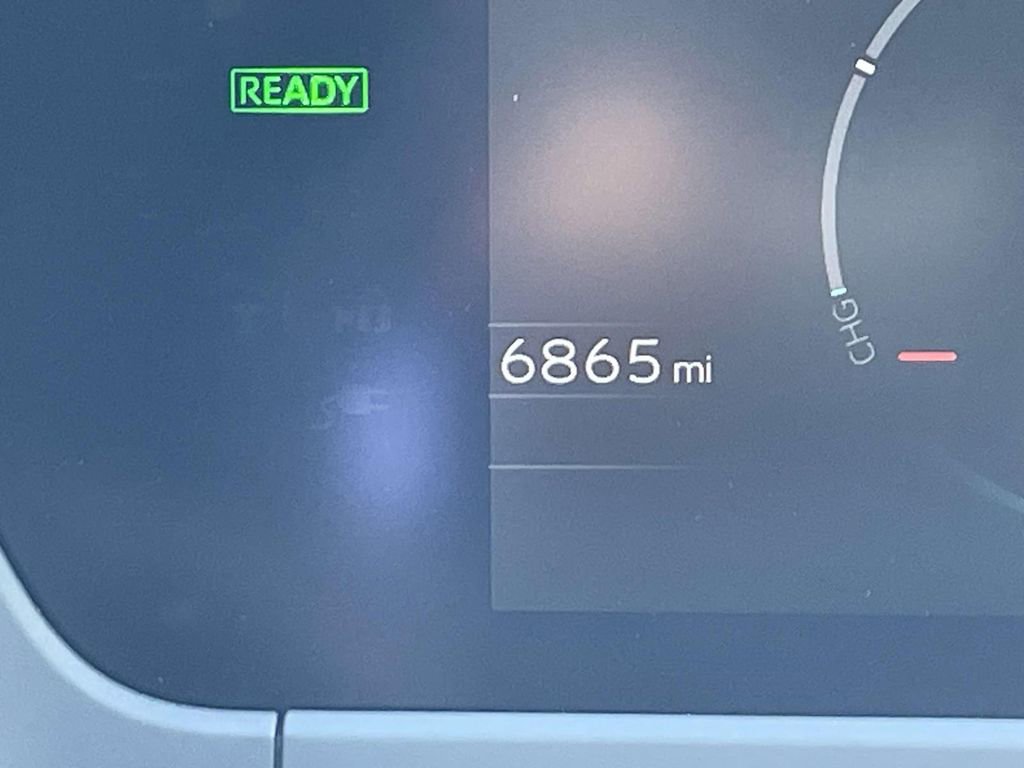 Used 2024 Toyota bZ4X XLE image 24