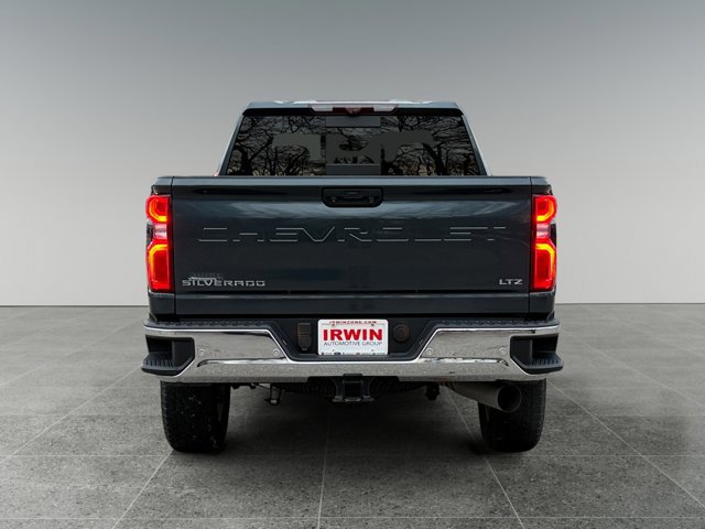 Used 2020 Chevrolet Silverado 2500 LTZ w/ LTZ Premium Package image 4