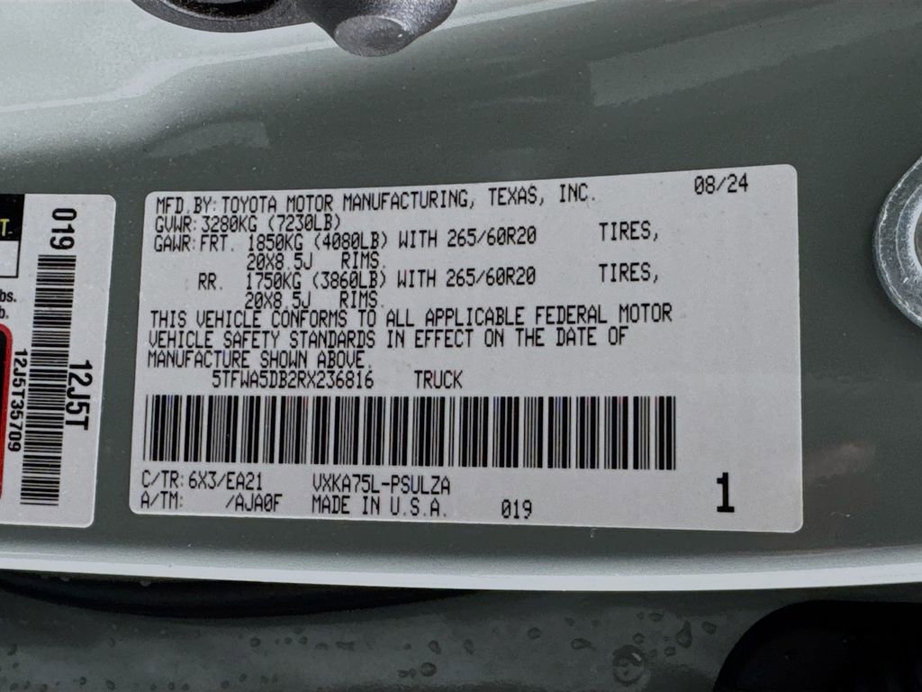 Used 2024 Toyota Tundra Limited w/ TRD Off-Road Package AWD/4WD image 40