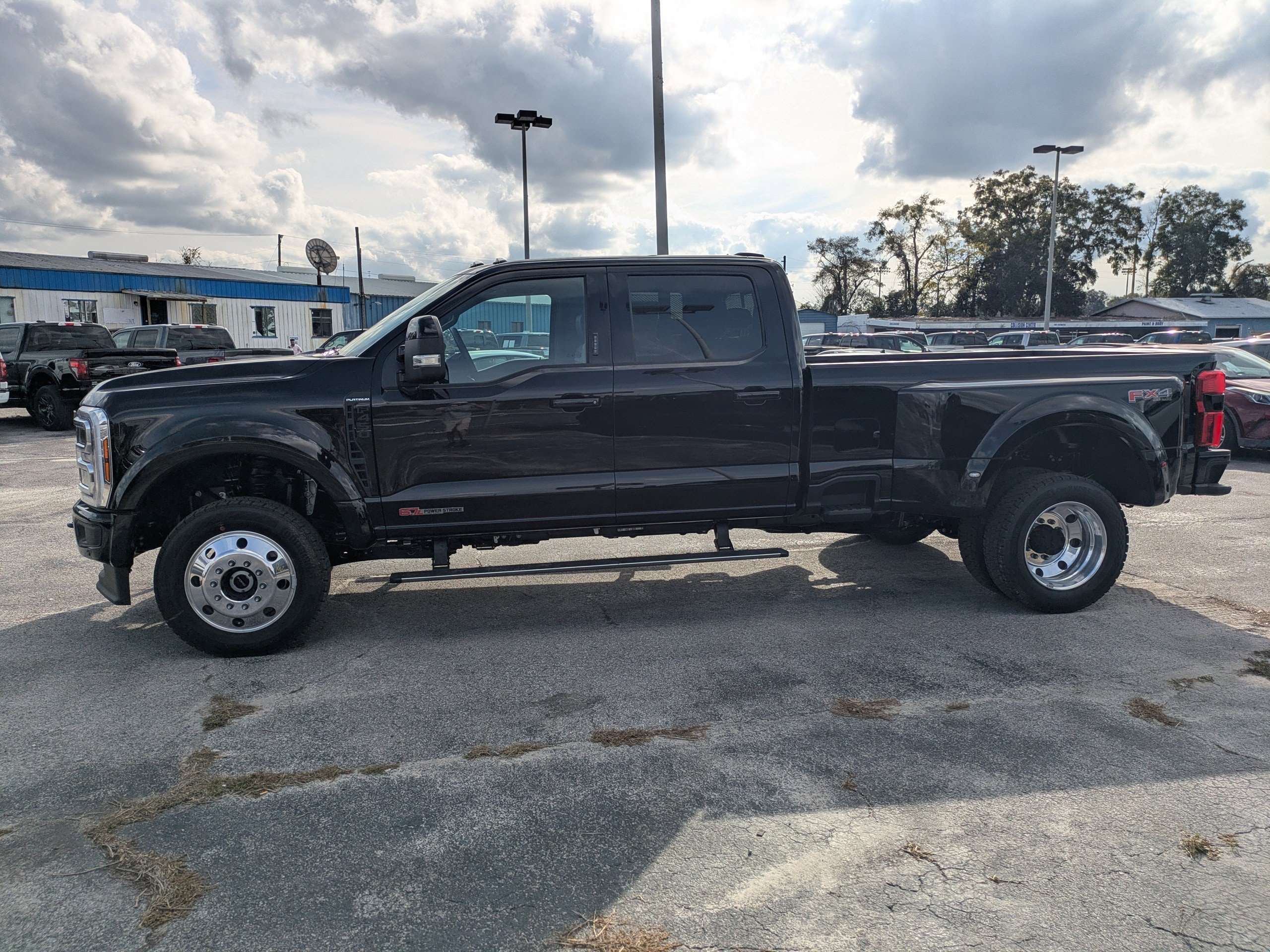 New 2026 Ford F450 Platinum w/ FX4 Off-Road Package image 7