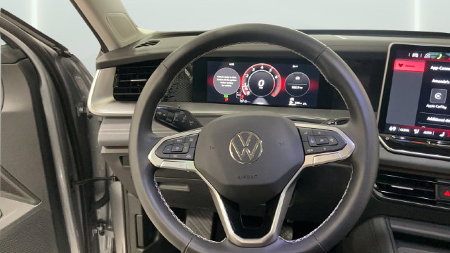 Used 2026 Volkswagen Tiguan SE AWD/4WD image 20