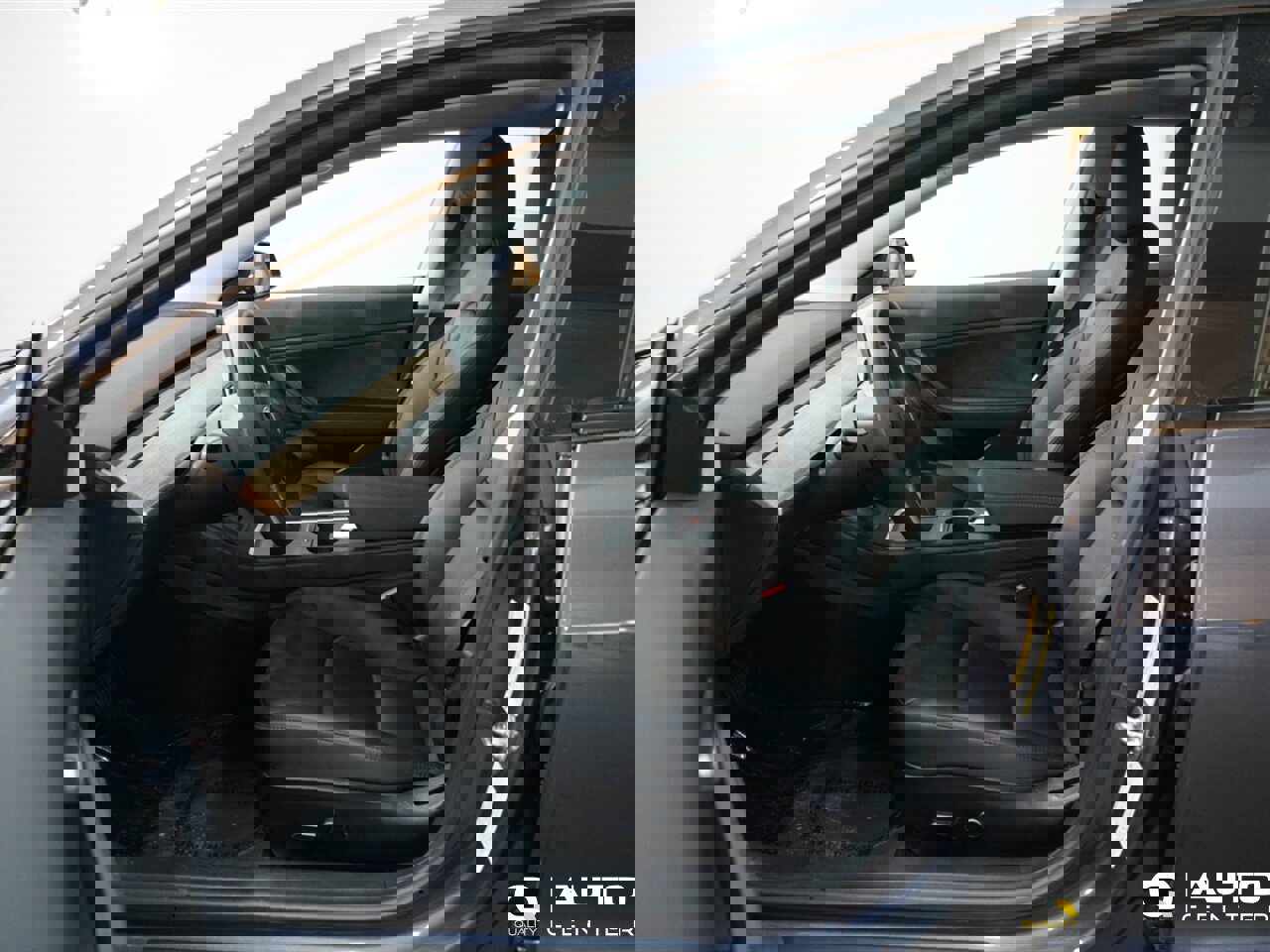 Used 2021 Tesla Model 3 Standard Range Plus image 10