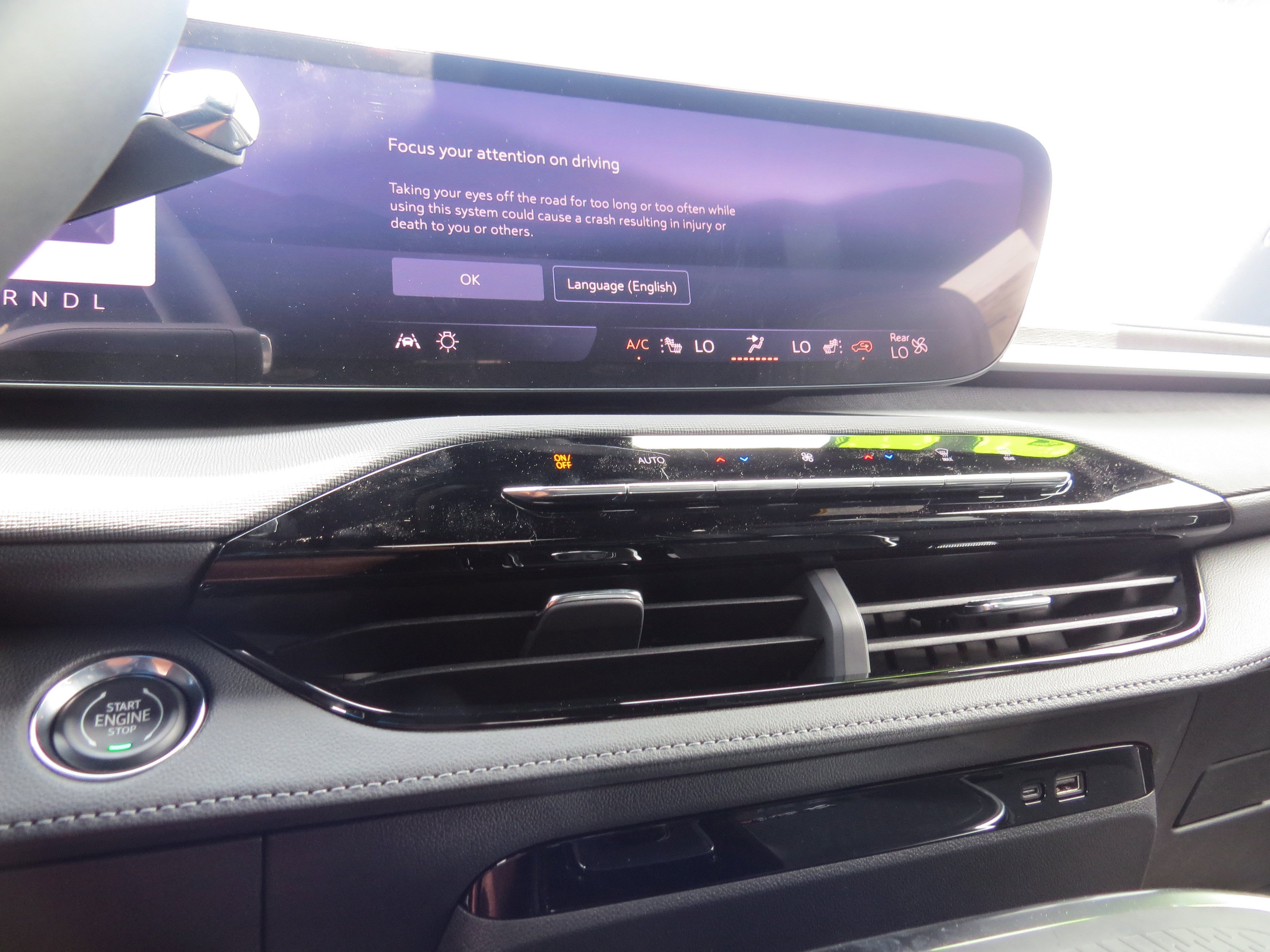 New 2025 Buick Enclave Preferred w/ Power Package image 26