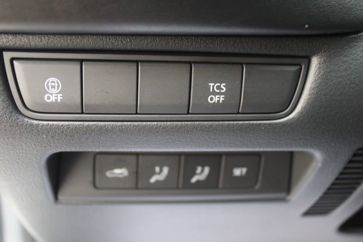 Used 2025 MAZDA CX-50 AWD 2.5 S w/ Premium Plus Pkg image 16