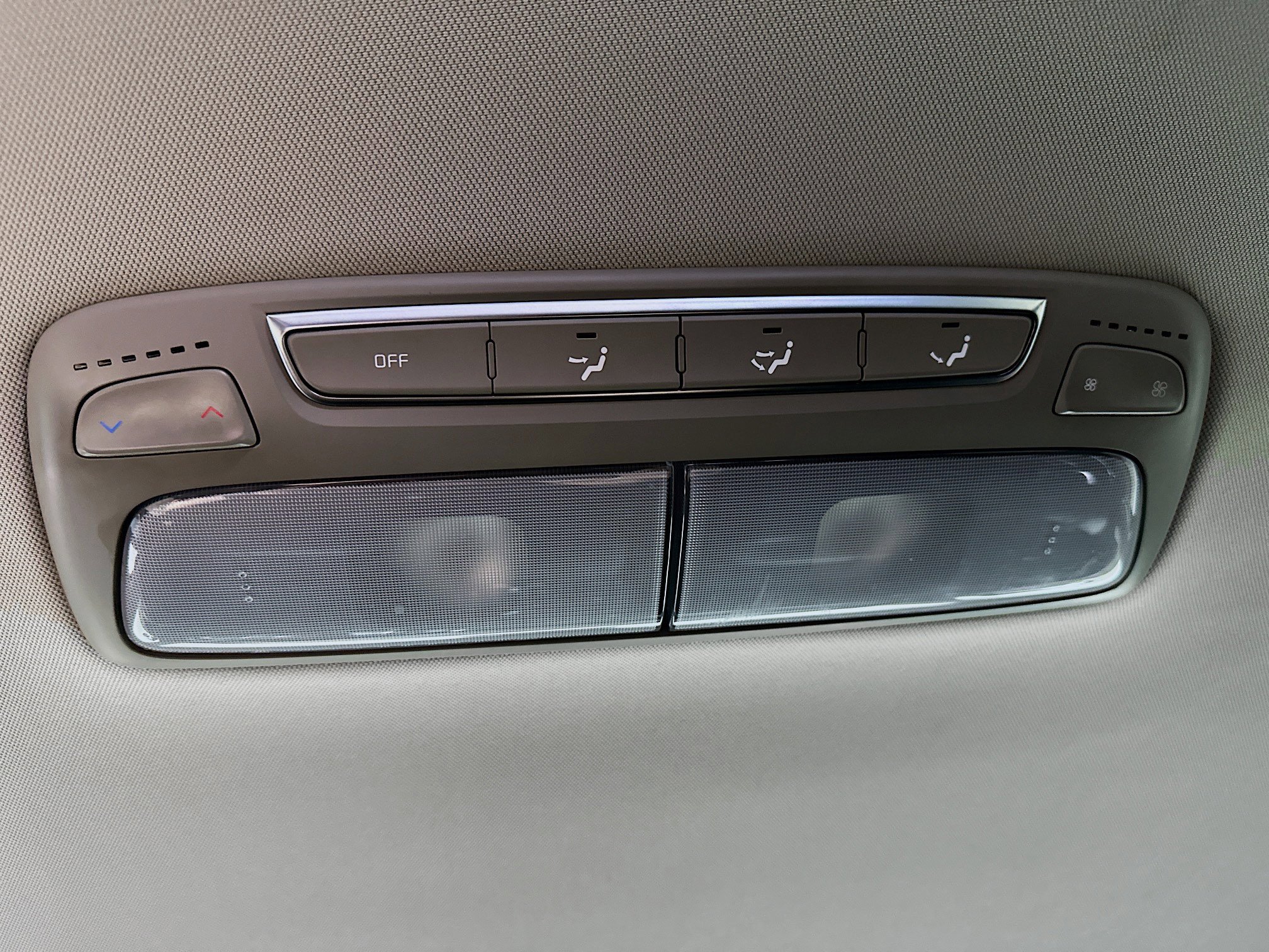 Used 2021 Kia Telluride LX FWD image 24