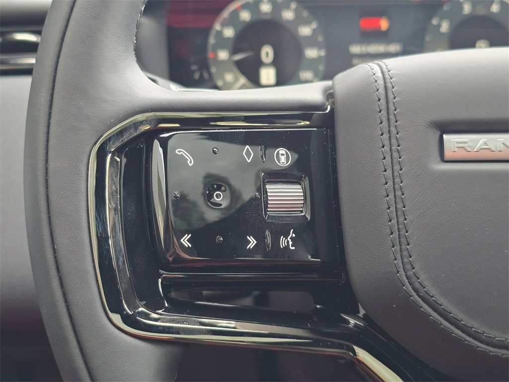 New 2026 Land Rover Range Rover Velar Dynamic SE image 20